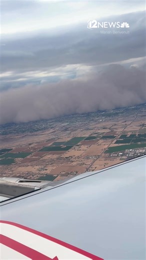 3M views · 16K reactions | FROM THE SKY: 12News viewer Mariah Benvenuti shared video from her window-seat view as her plane arrived in Phoenix during a major dust storm. | 12News | Facebook