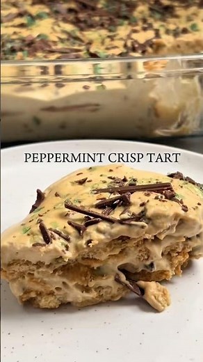 The iconic Peppermint Crisp Tart that always makes it on the Christmas menu ✨