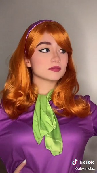 Daphne Cosplay Transformation | Halloween Makeup Tutorial