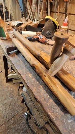 Madera con imperfectos resultó en buen tonfa. #artemarcial #kobudo # | Javier Martinez Karate Kobudo