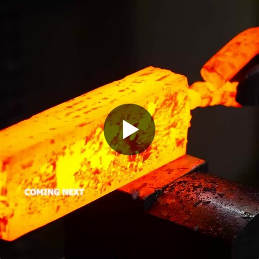 TECHNOLOGY IN ACTION IN INDUSTRIAL MANUFACTURING TECHNOLOGY OVERVIEW. Industrial manufacturing has been transformed by advanced technologies, including automation, robotics, artificial… | AZIZ RAHMAN