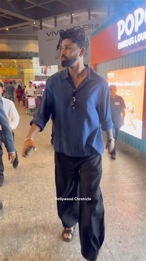 Shreyas Iyer ka 'Main Character' Energy at Airport! Oversized fit aur killer shades mein