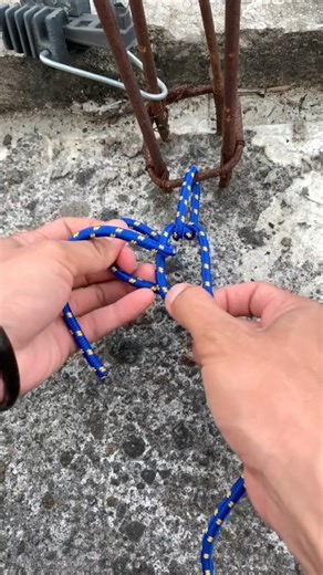 How to make simple knot #knottutorial #knots #campinglife #knotskill @S‪@SandiIdeas98‬