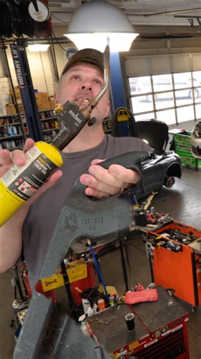 Mr Fancy Pants! Change your own oil! . #mechanic #cars #trcuks #tools #lifehack #contractor #diy | ChrisGarage 78