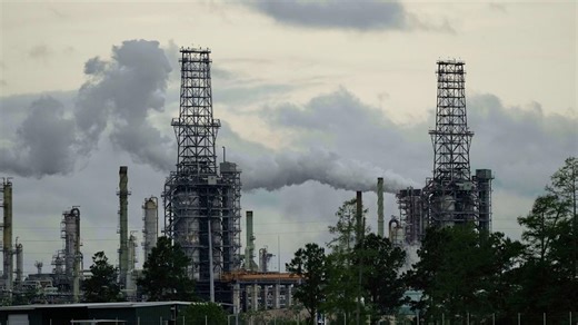 What falling oil prices mean for the economy