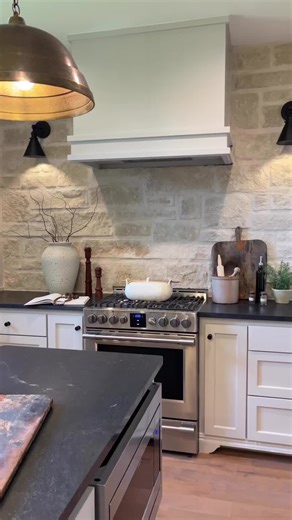 Stunning Stone Backsplash for Your Kitchen
