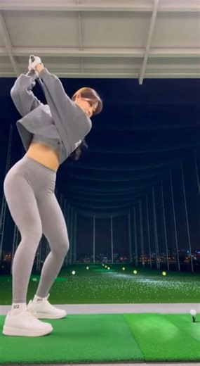 골프 드라이버스윙~ 좋아~ 잘맞았어! Golf driver swing~ Good~ It was a good fit! #골프 #Golf #fyp #골프스윙 #korean