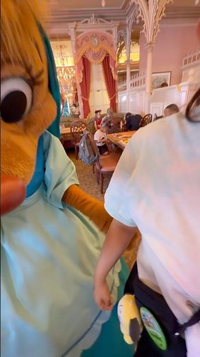 Meeting Perla, One of Cinderella's Mice at Plaza Inn, Disneyland