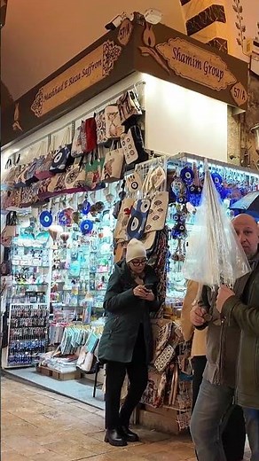 Experience the Ultimate Shopping Vibe at Istanbul’s Grand Bazaar 🛍️