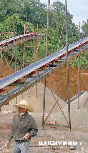 Move to the Rock: Complete Mobile Stone Crusher Plant Demonstration