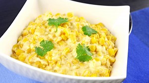 Simple Slow Cooker Creamed Corn! 🌽 Recipe: https://slowcookingperfected.com/slow-cooker-creamed-corn/ | Slow Cooking Perfected