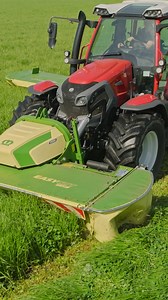 With the new fourth generation EasyCut F 320 and F 360, KRONE offers two more front mounted mowers which, thanks to their innovative design, are not only extremely durable and easy to maintain but also particularly flexible in terms of their use. Whether as a solo machine or in combination with rear mounted mowers, EasyCut F front mounted mowers enable efficient and reliable grass harvesting at the highest level 👑 #KRONE #kroneagriculture | KRONE Agriculture
