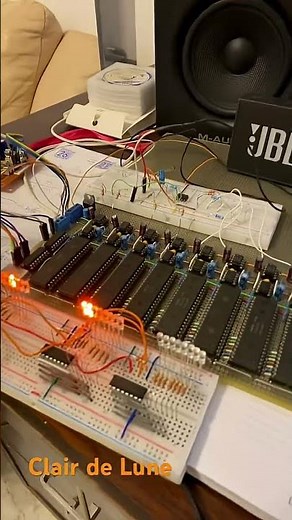 Raspberry Pi Pico - 8 x YM2203C.. 24-voice polyphony. “Clair de Lune”