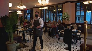 Local restaurants, attractions struggle to hire full staffs