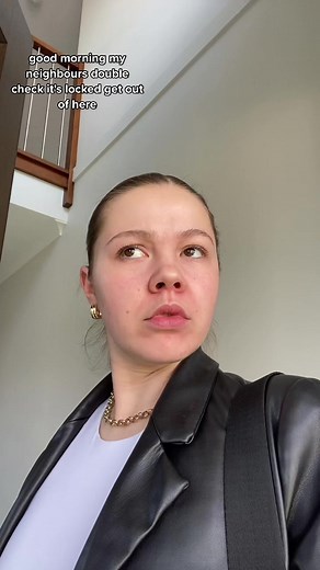 Creepy Scottish Girl Tells Daily Dilemma Story