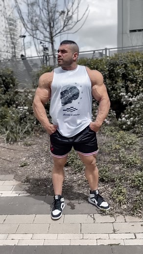 2.6K views · 28 reactions | Two looks, one tank top. Switch up your...