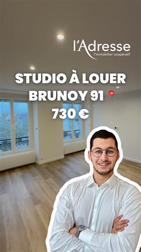L'Adresse Montgeron - Agence immobilière on Instagram: "Studio à louer – 730 € / mois – Brunoy 91 📍 ✨ Hyper centre-ville e Brunoy, à proximité immédiate de la gare et des commerces 🏡 Studio refait à neuf, situé au 2ᵉ et dernier étage d’une petite copropriété calme L’agence immobilière L’Adresse Montgeron vous propose : ➡️ Entrée ➡️ Pièce de vie lumineuse ➡️ Cuisine aménagée ➡️ Salle d’eau avec WC ➡️ Appartement calme, clair et sans vis-à-vis ➡️ Fibre optique ➡️ Dernier étage 📊 Performances én