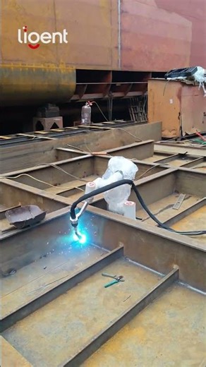 See how cobots weld entire ships #manufacturing #automation #cobot #welding