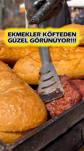 Ekmek Köfteyi Geçti! 🔥 Adana Sokak Lezzeti