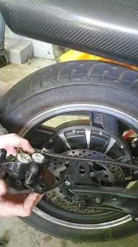 changing the brake pads on my emmo zone gts to get rid of the squeel