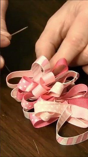 How to Make a DIY Ribbon Hair Bow for an 18-inch Doll