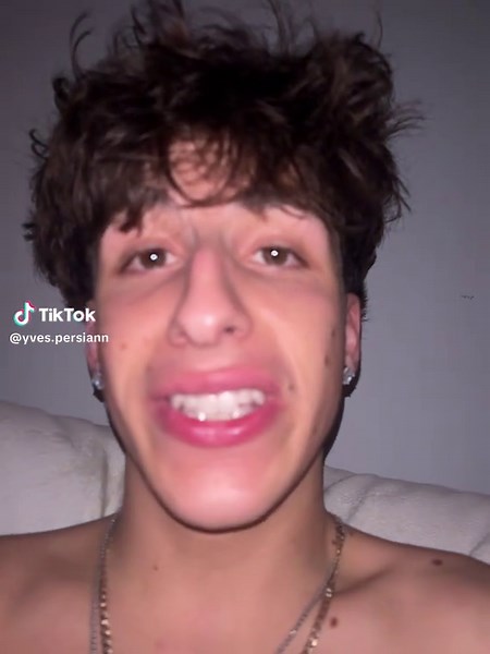 Exploring Broken Farsi: Yves Onadja’s Journey