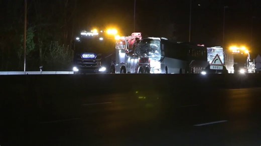 Yvelines: un accident impliquant quatre bus de la Garde républicaine fait une trentaine de blessés sur l'A13