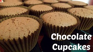 After the love for the fool-proof and flat-topped vanilla cupcakes last month, here's the chocolate version! 🍰 Britt xo | She Who Bakes