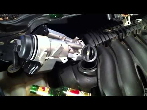 2007 Volvo s40 Oil breather filter replacement