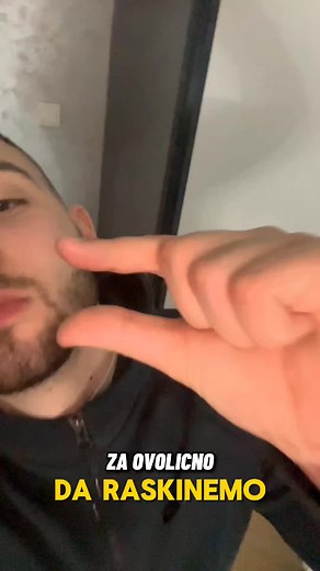 💗Predstavljamo ti našu igru za parove - LJUBAVNE GREBALICE. 🃏 Špil se sastoji iz 24 kartice sa greb-greb poljem. 👉 Nasumično izaberi karticu, ogrebi polje i otkrij svoj zadatak! ❤ Možete da se smenjujete u grebanju kartica. 🛒 Kako da poručiš? 📥 Piši nam u Inbox/DM 🌐 Poruči na sajtu: https://www.codeme.shop/product-page/ljubavne-grebalice #poklonideja #poklonizanjega #unikatnipokloni #poklonzadecka #poklonizadevojke #giftshop #codeme #poklonzadevojku #poklonizanju #poklonizamomka #pokloni #