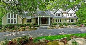 New Canaan Homes to be Auctioned Off