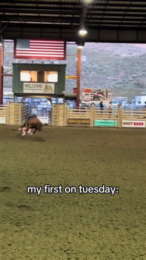 like what? my boyfriend came to watch too🥲 #barrelracer #barrelracing #barrelracerland #barrels #barrelhorse #barrelhorsesoftiktok #rodeo #cowgirl #horses #horsesoftiktok #fyp #fypシ #america #fail #barrelracingfails