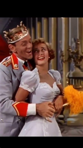 How Did He Dance on the Walls? 🤯 | Fred Astaire (1951) #filmhistory #hollywoodflashback #dance