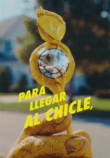 El nuevo Bon Bon Bum x J Balvin ya está en todas partes 😎📍. Un homenaje a los que trabajan duro por sus sueños y disfrutan su propio proceso. Ya puedes probar esta edición especial y recordar que para llegar al chicle... ¡toca chupar! ⚡ #SienteTuBum