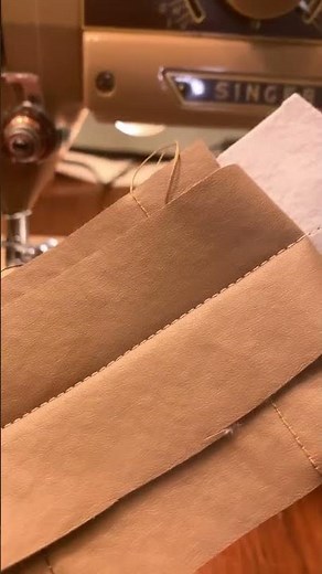 Singer 401A gets the job done #vintagesewingmachine