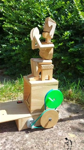 Solar Powered Automata - Happy Clapper