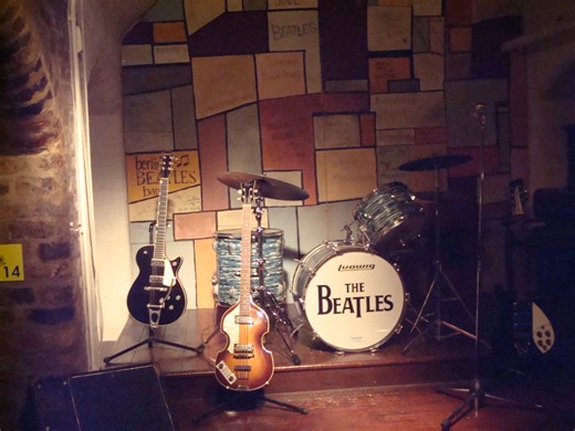 ★【作品：Strangers in the Night、受賞者：フランク・シナトラ 】グラミー賞