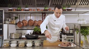 In cerca di ricette estive? Ecco il POLPO ARROSTITO di Raffaele Lenti | Gambero Rosso