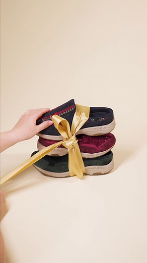 Shop the #1 Traveltime Clog in new holiday prints for the festive season. | Easy Spirit