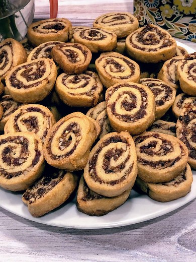 Date-nut Pinwheel Cookies - Galletta's Galley