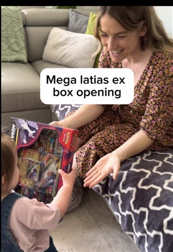 Mega Latias EX Box Opening: Incredible Pulls Revealed
