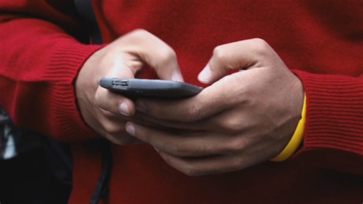 Warning issued over fraudulent toll payment texts in New Mexico