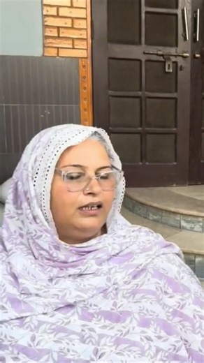 Maa g South Africa aa rahi hen? 😍 #wickycheema #cheemafamilyvlogs #wickycheemainterview #mamayanda #wickycheemavlogs
