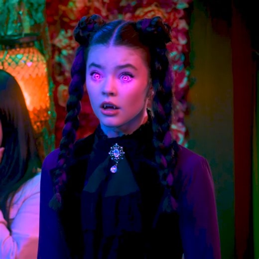 Vee’s secret is only one fang away from getting out 😉🦇 Vampirina: Teenage Vampire is available now on #DisneyChannel and October 15 on #DisneyPlus 🦇 #Vampirina | Disney Channel
