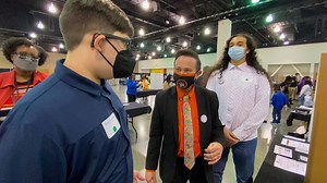 Milwaukee students test scientific method at annual STEM fair