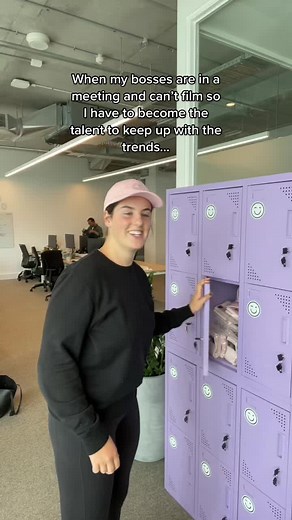 Are meetings more important than making tiktoks idk 🤪🤪 #kictok #officelife #genz #socialmediamanager #boss