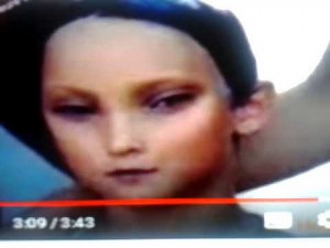 Fécondation Aliène . Des Hybrides Extraterrestres vivraient parmi nous