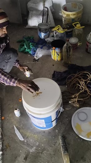 Imran Ansari on Instagram: "#trending#light pila colour#mixing 👌yellow colour👌wall painting#viral#trending#reels yellow color mixing, yellow and blue color mixing, yellow and brown color mixing, colour mixing chart primary color, yellow and black colour mix, colour mixing acrylic paint, colour mixing video, lime colour mixing, colour mixing, colour mixing chart, #wall painting design ideas, colour mixing chart easy, wall colour combination, colour mixing techniques, green and blue color mixing