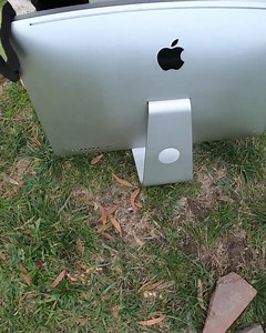 Wow found a new Apple computer screen and fridge in the trash got things that made me richer R7 💰🇺🇸 #recycling #usa #sale #scrap #Dumpsterdiving #reels #Trashtreasures | الشارع الامريكي American Street
