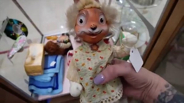 SOLD | A Little Bit of EVERYTHING | Thrift With Me for Resale | Crazy Lamp Lady